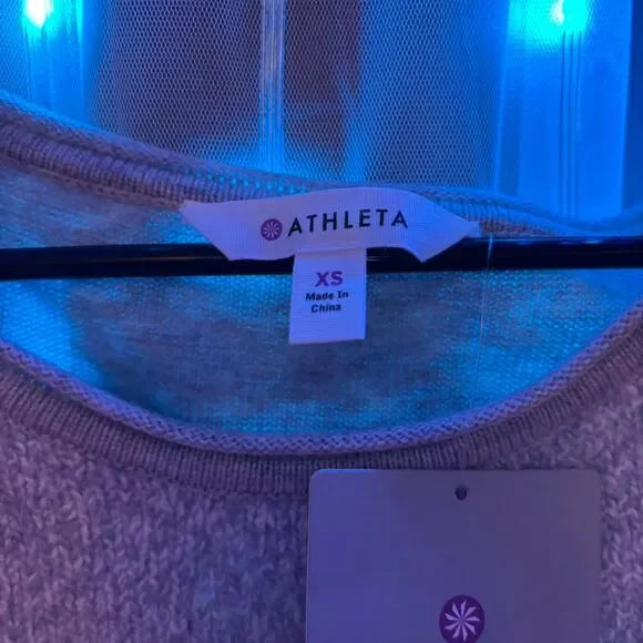 Athleta Women's Grey and Blue Sweatshirt - Picture 2 of 3